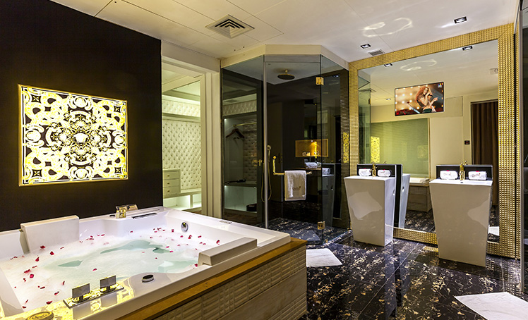 Carousel Bootstrap First