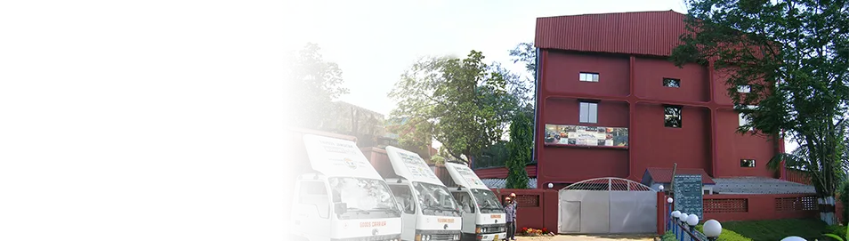 Della's 42,000 sq ft furniture factory in Daman, 1997